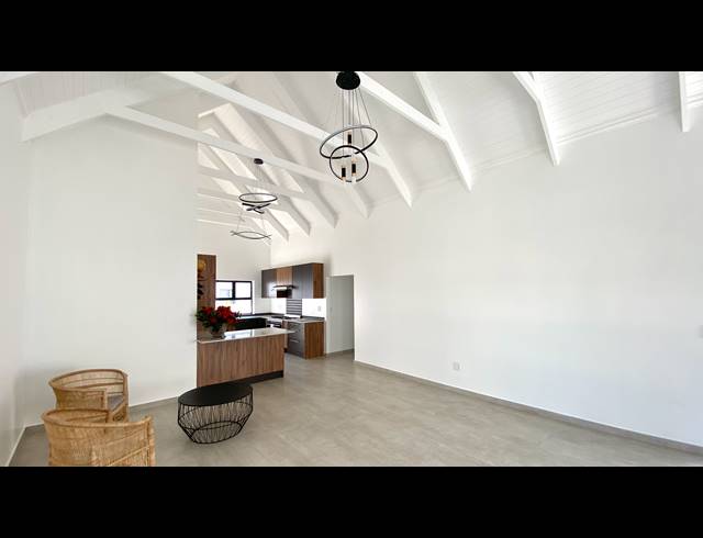 3 BEDROOM HOUSE FOR SALE IN BRITANNIA REEF ESTATE